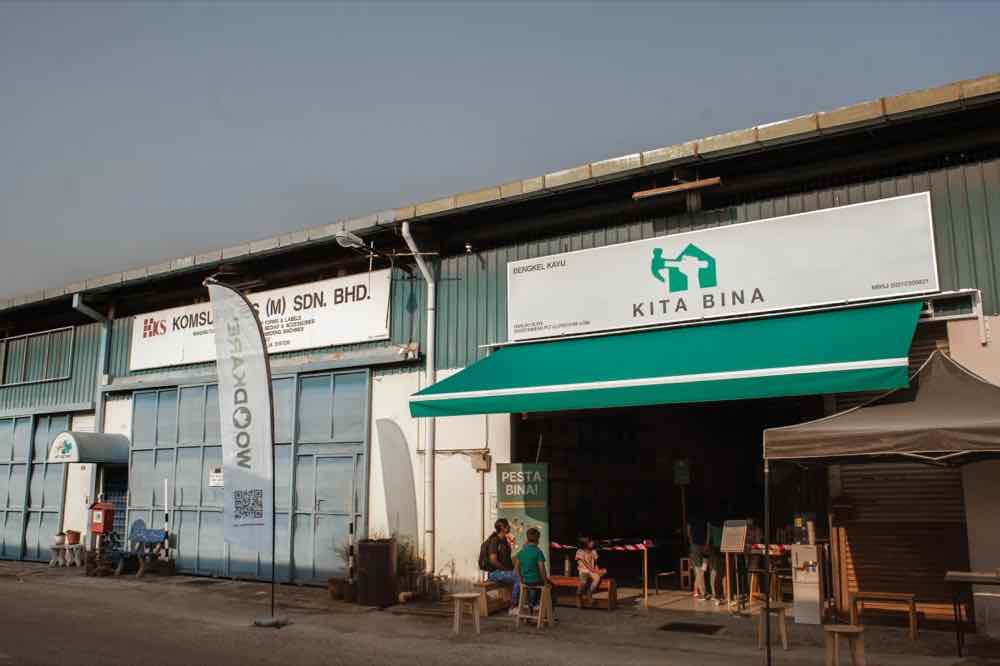 The KitaBina studio from the street